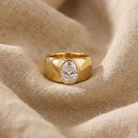 Crystal Round Signet Ring