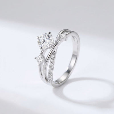 Crystal Solitaire Twist Silver Ring
