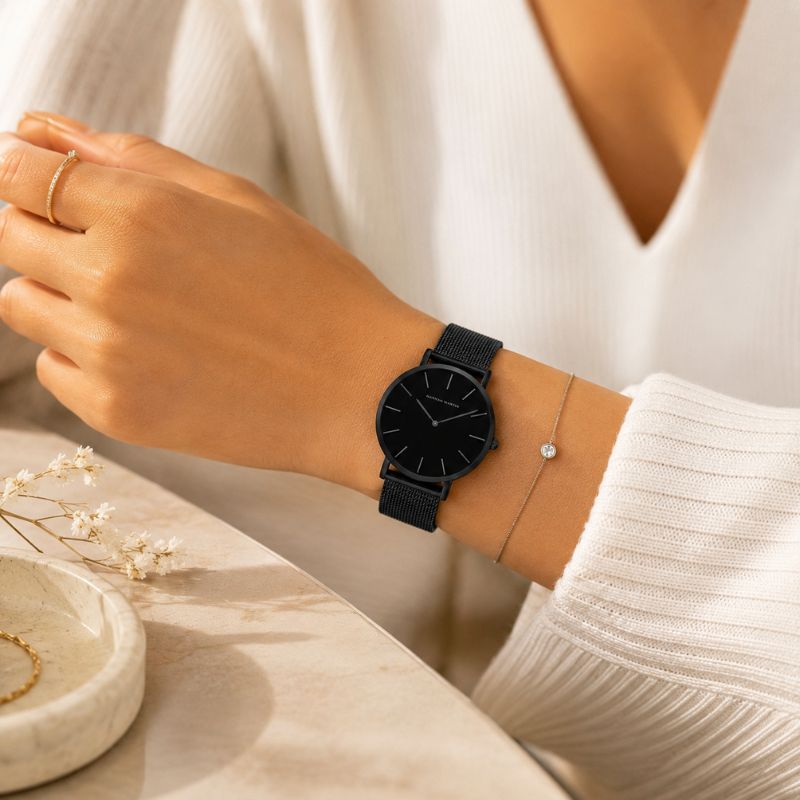 Minimalist Round Mesh Watch