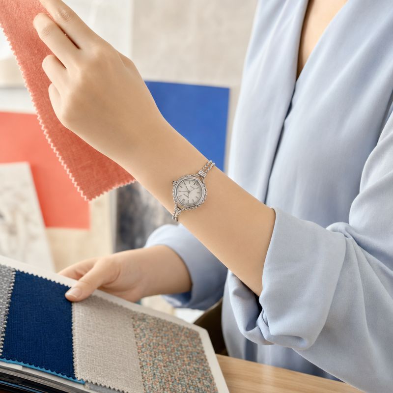 Dainty Double-Chain Quartz Watch