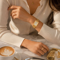 Vintage Gold Rectangular Bracelet Watch