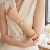 Vintage Gold Rectangular Bracelet Watch