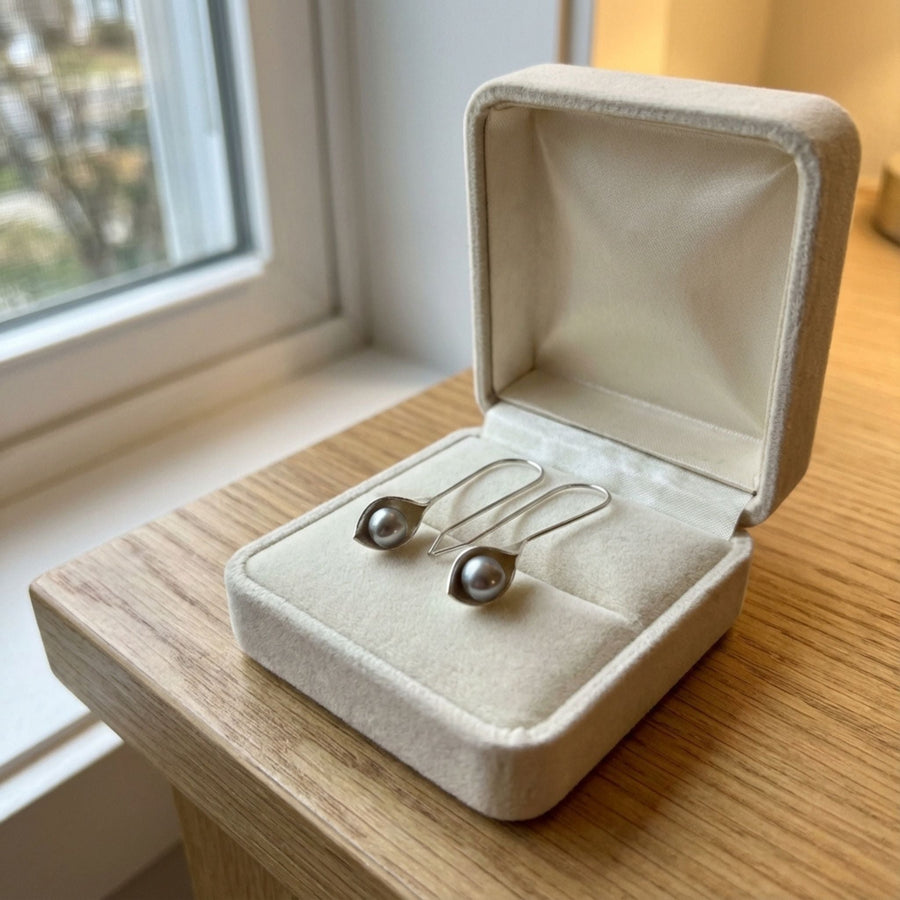Vintage Leaf & Pearl Earrings