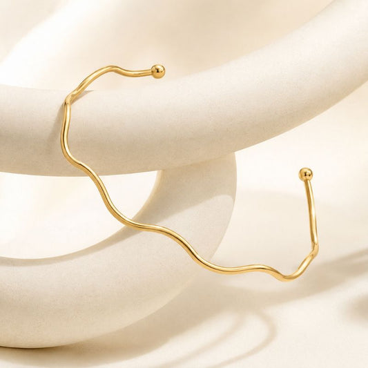 Vintage Thin Golden Necklace