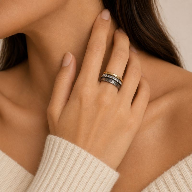 Vintage Gold & Silver Inlaid Zirconia Ring