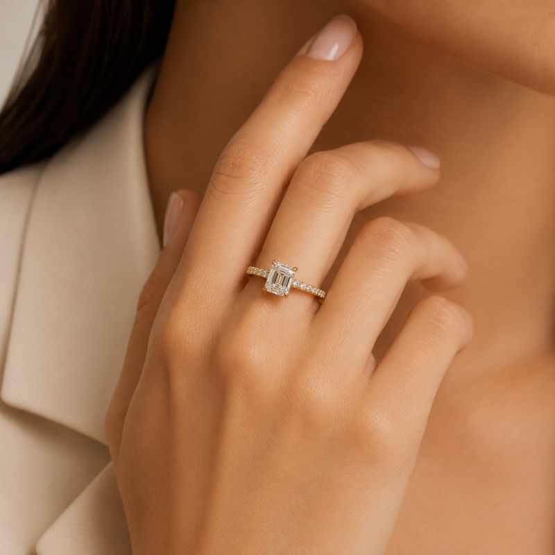 Vintage Cubic Zirconia Gold Ring